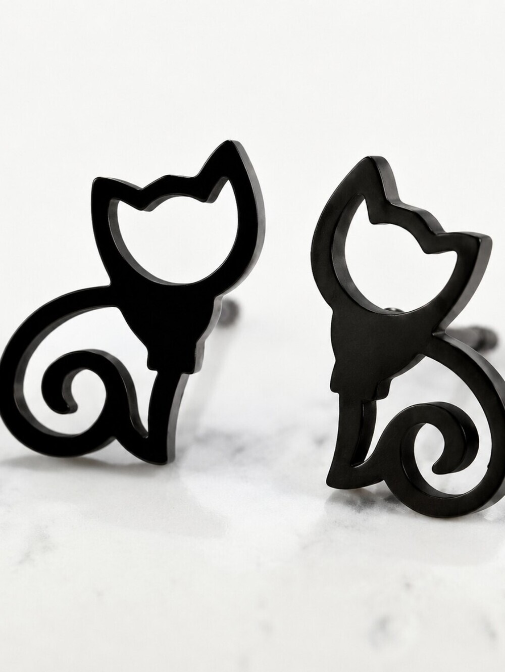 Cat Stainless steel stud earrings BLACK